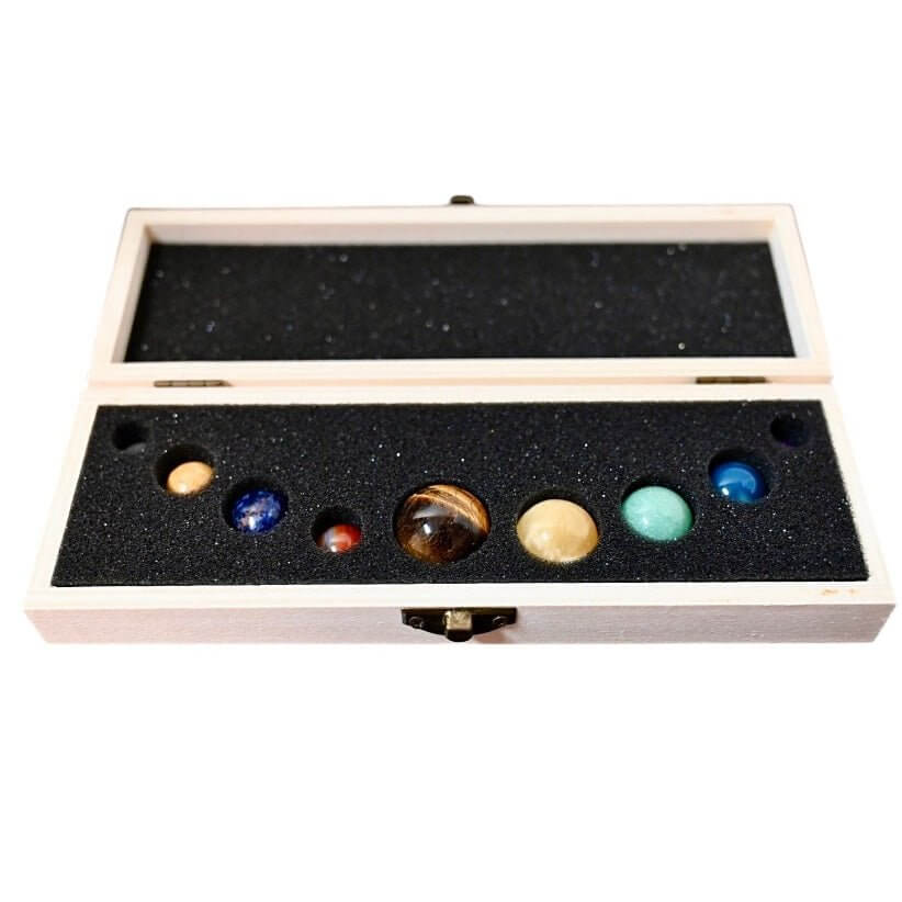 Kristall Set „Die neun Planeten“ - Schatulle für Entdecker CrystalScents