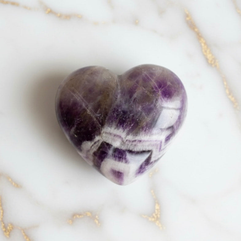 Amethyst Herz – für Ruhe, Balance & positive Energie CrystalScents
