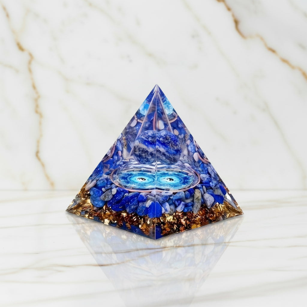 Orgonit Pyramide Lapislazuli - Weisheit & Schönheit CrystalScents