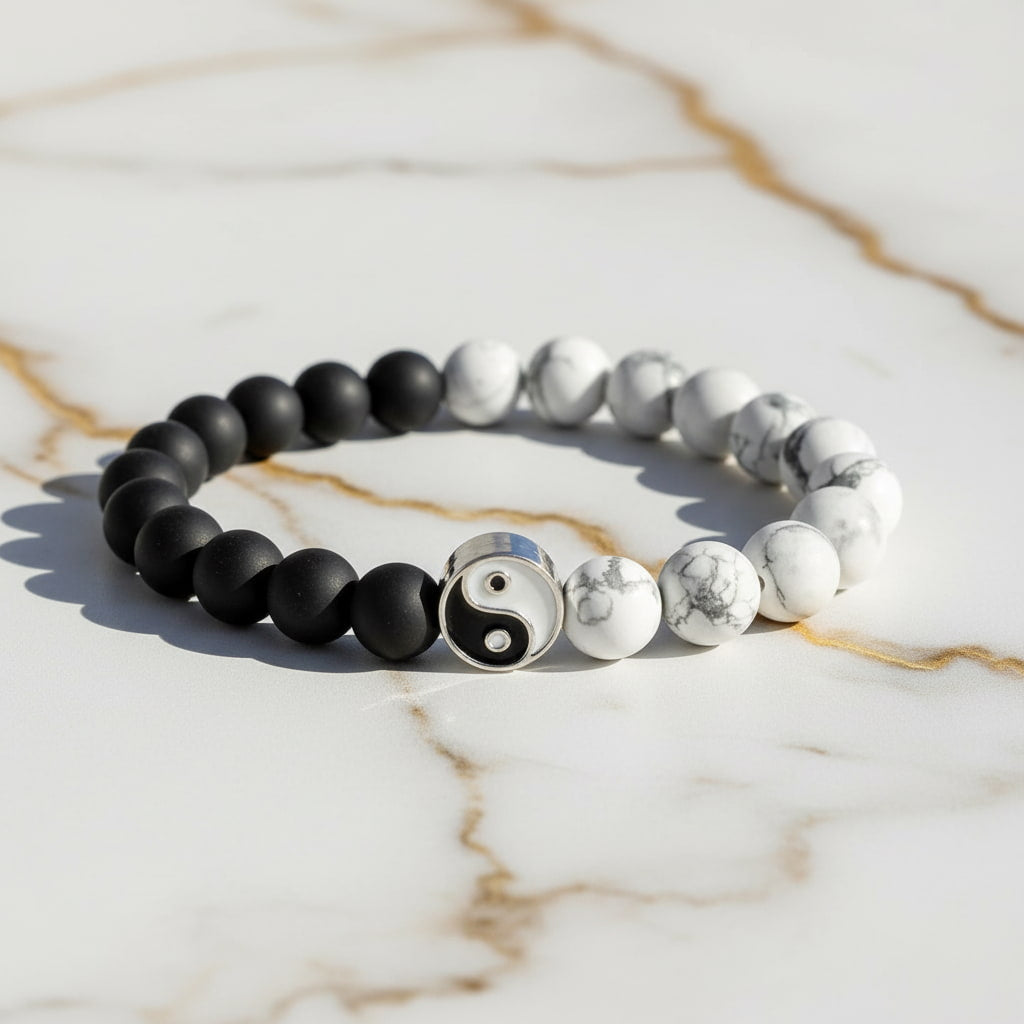 Howlit Vulkanstein Kugelarmband - Yin & Yang CrystalScents