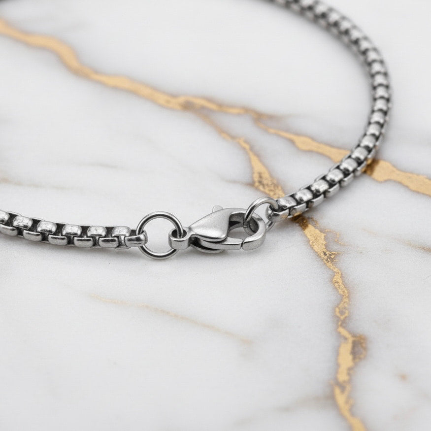 Halskette in Silber – Ausdrucksstark & klassisch CrystalScents