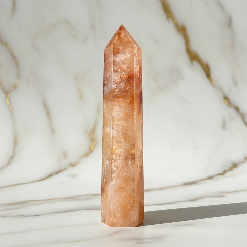 Feuerquarz Obelisk – Mut & innere Stärke CrystalScents