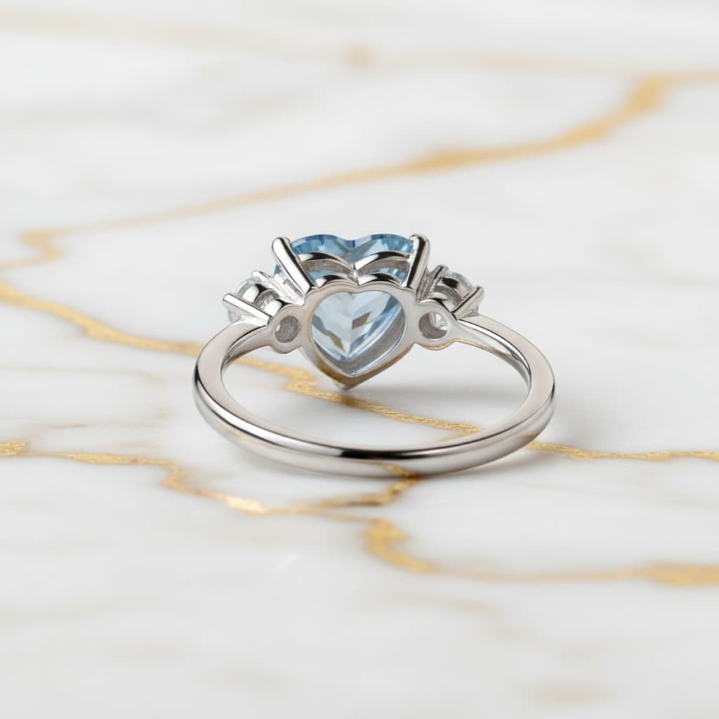 Topas Ring - Himmelblaues Herz CrystalScents