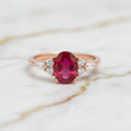 Rubin Ring – Roségoldener Blickfang CrystalScents