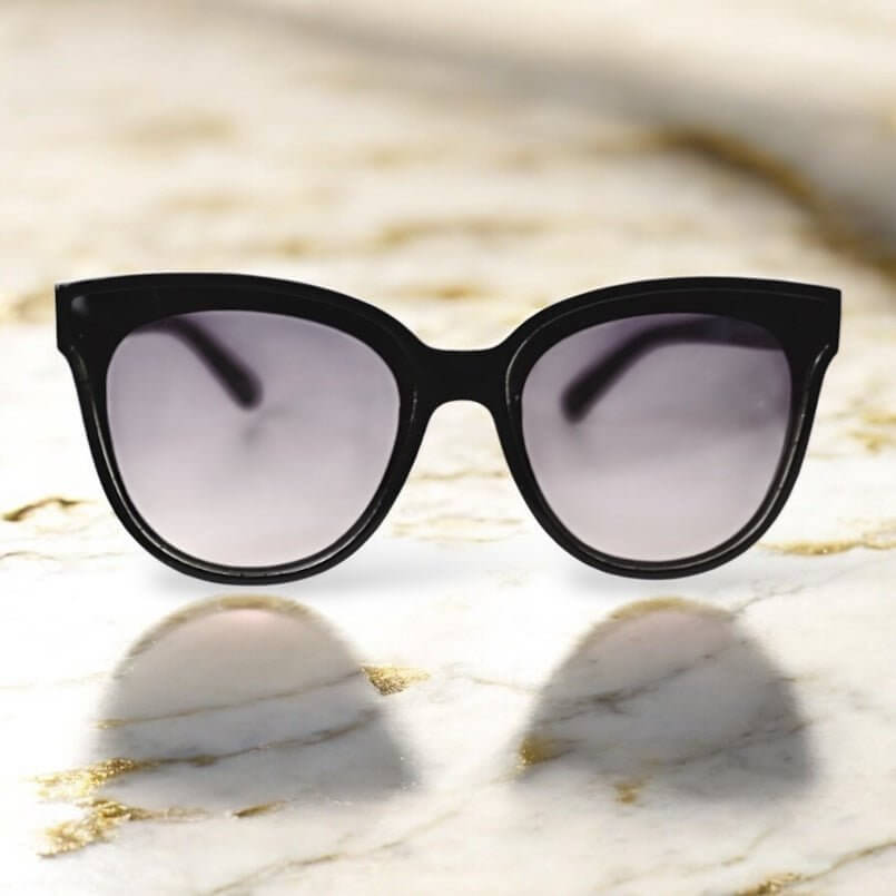 Sonnenbrille in schwarz mit glitzernder Fassung CrystalScents