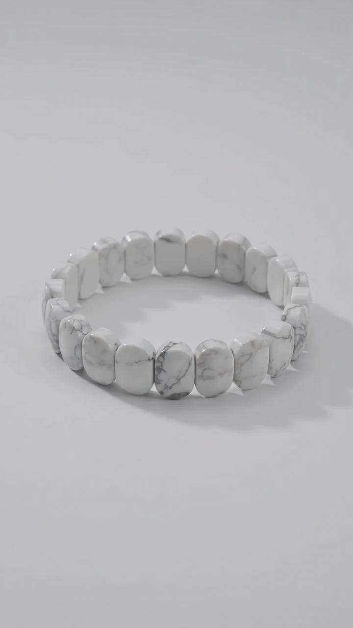 Howlit Facettenarmband – Balance & mentale Stärke CrystalScents